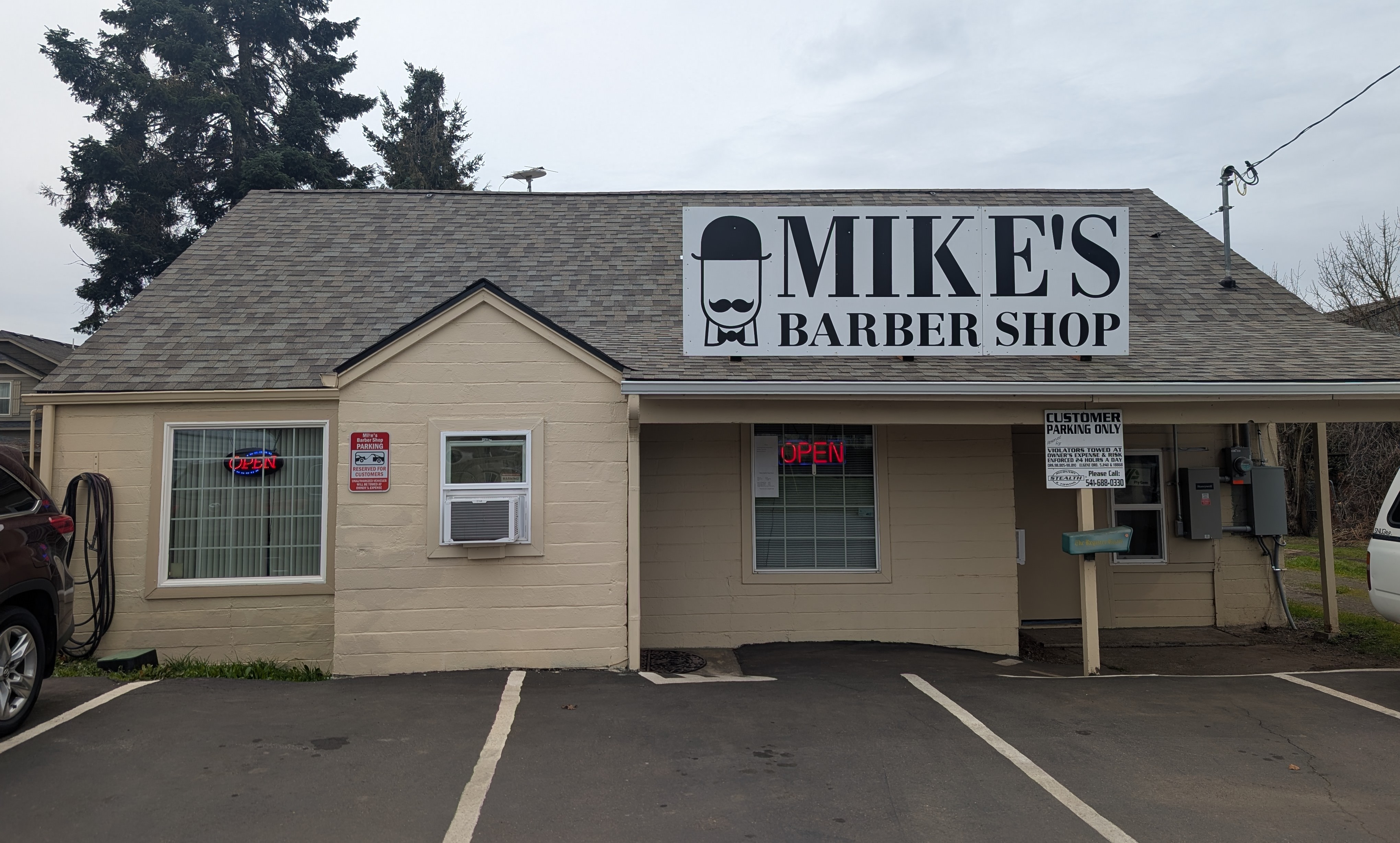 Mike's Barber Shop exterior